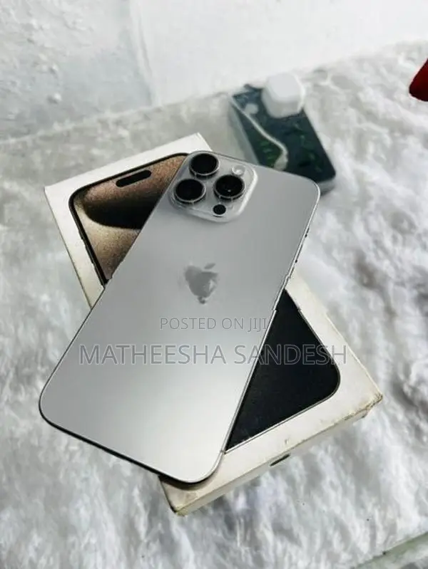 Apple iPhone 15 Pro Max (Used)