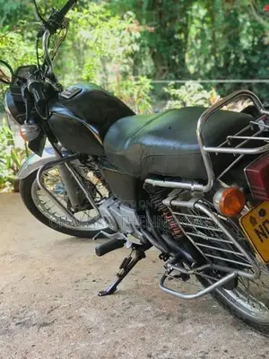 Bajaj Boxer 2002