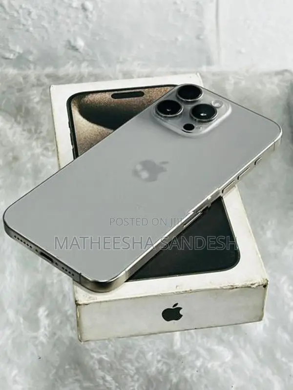 Apple iPhone 15 Pro Max (Used)