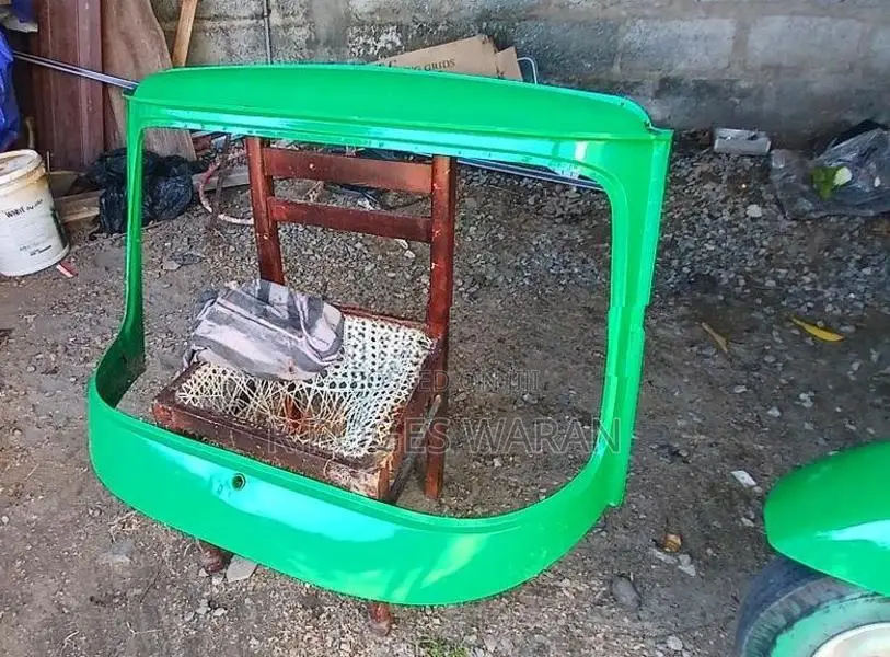 Bajaj Three-Wheeler Auto Glass Frame