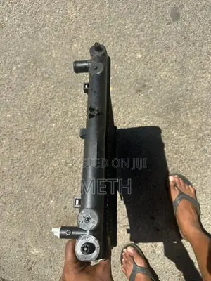 Suzuki Jimny Radiatior