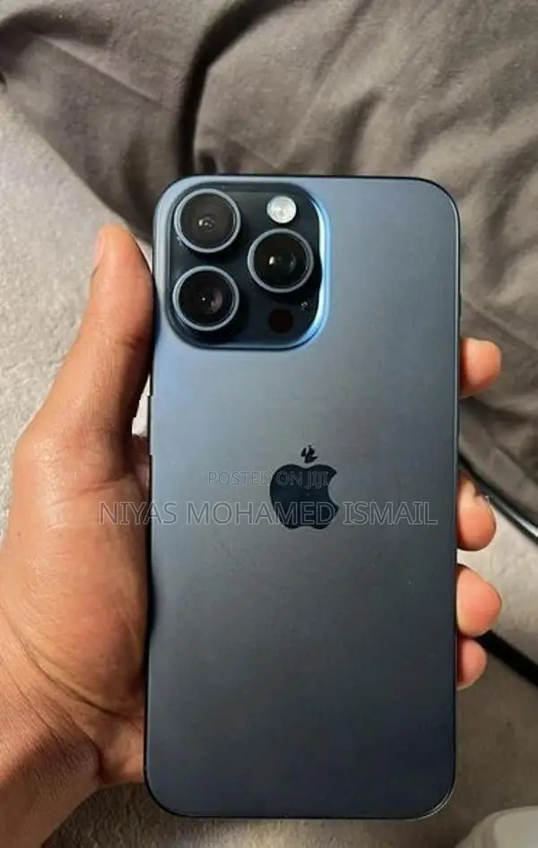Apple iPhone 15 Pro Max (Used)