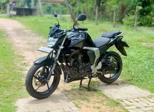 Yamaha FZ 2025