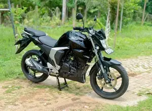 Yamaha FZ 2025