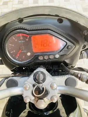 Bajaj Pulsar 200 2009