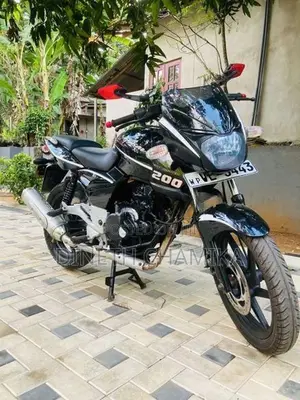 Bajaj Pulsar 200 2009