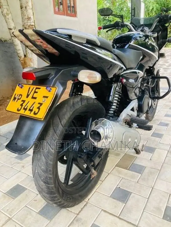 Bajaj Pulsar 200 2009