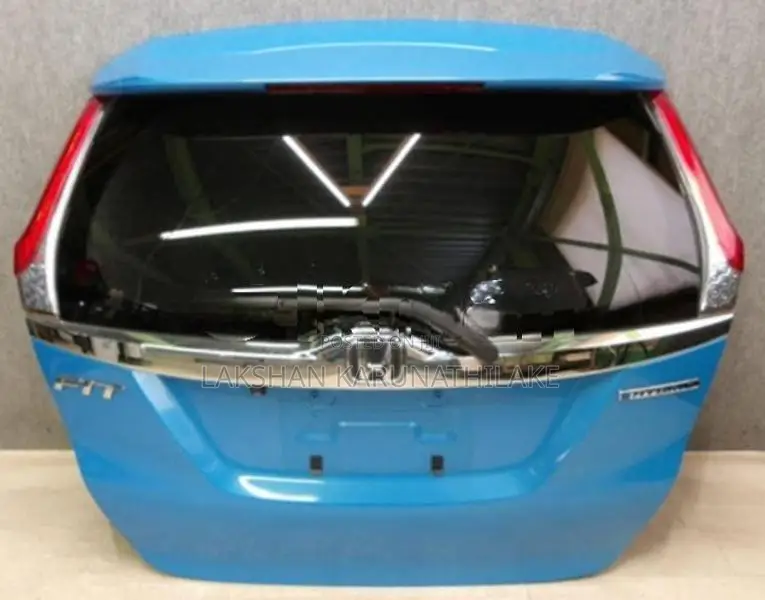 Honda Fit GP5 dickey door black, blue