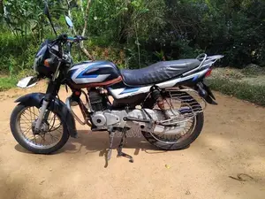 Bajaj CT100 2011