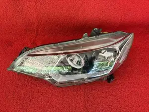 Honda Fit GP 5 Head Light