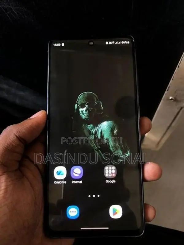 Samsung Galaxy S20FE (Used)