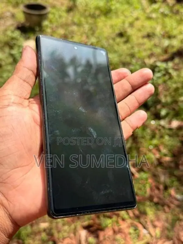 Google Pixel 6 (Used)