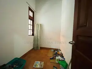 Furnished Villa Corner House for Sale – Millennium City
