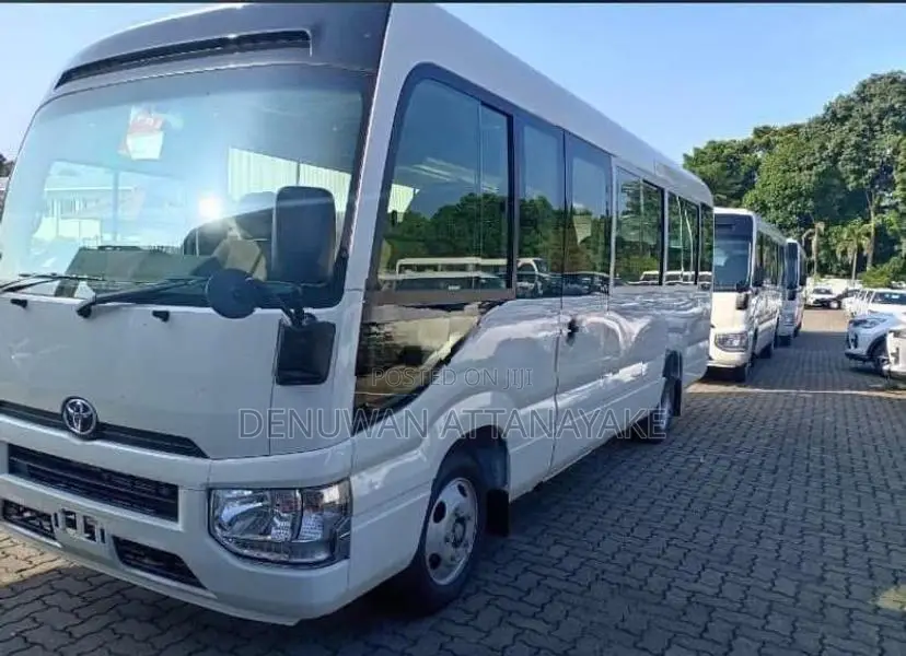 Toyota Coaster 2025