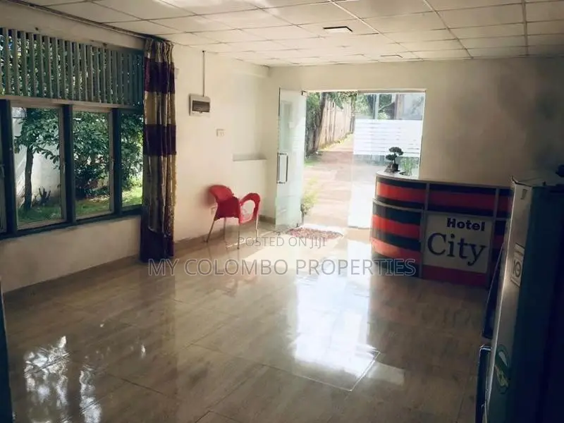 Commercial Property Facing Dutugemunu Road Kohuwala