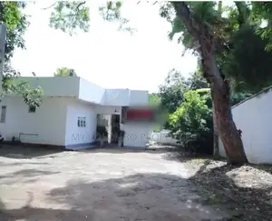 Commercial Property Facing Dutugemunu Road Kohuwala