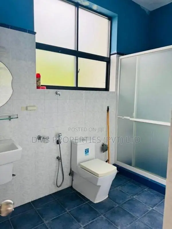 luxury House For Sale | Battaramulla 6 Bed room