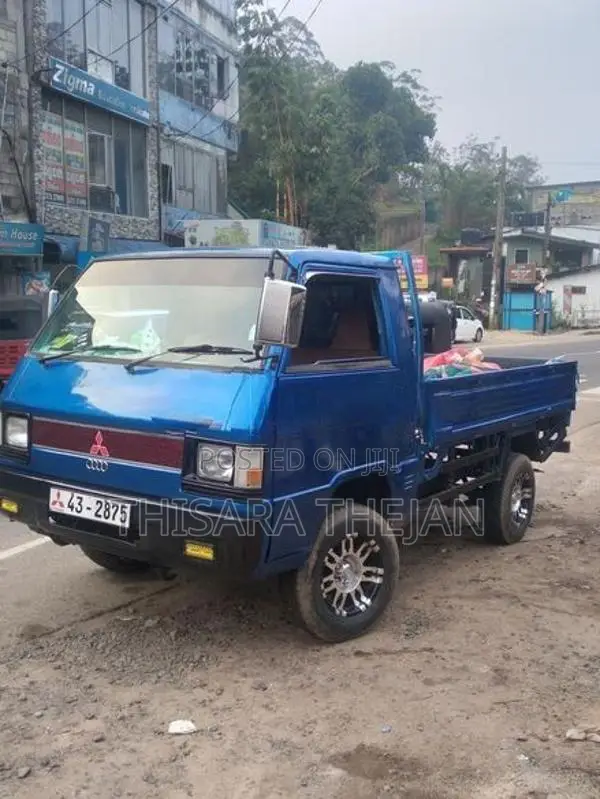 Mitsubishi L300 1979