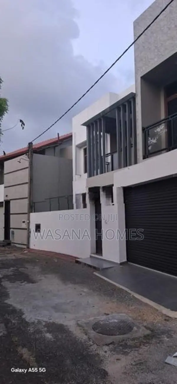 High Residential House for Sale Piliyandala