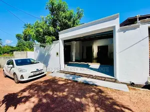 Single Story Modern Luxury House for Sale in Piliyandala