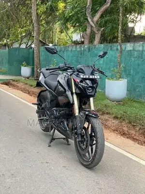 Bajaj Pulsar N160 2025