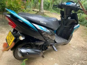 Yamaha Ray 2016