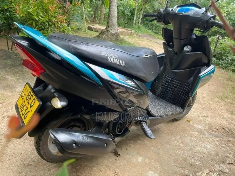 Yamaha Ray 2016