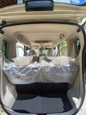 Mitsubishi eK Space 2025