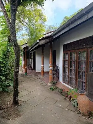 Singal story stand a lone house for sale Ja-ela