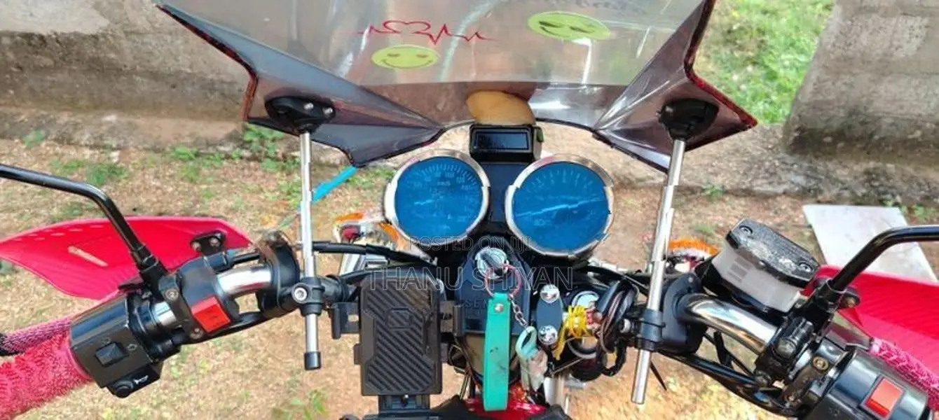 Senaro GN 125 2025
