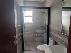 Luxury Apartment For Sale In Inner Flower Road Colombo 03