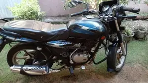 Bajaj Discover 2005