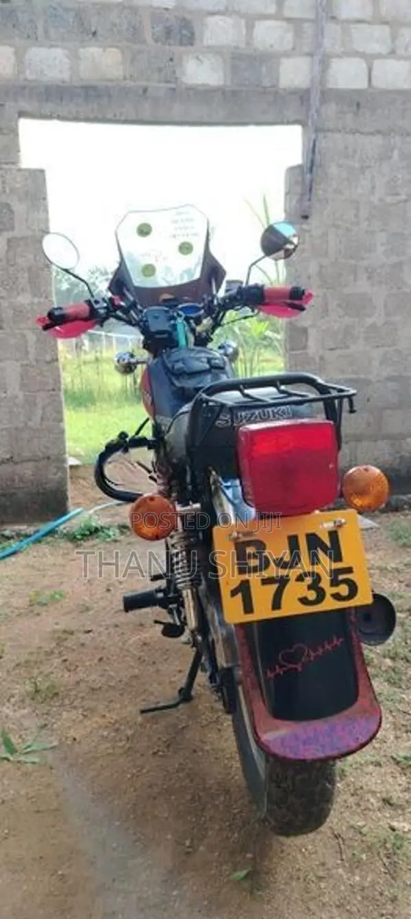 Senaro GN 125 2025