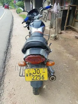 TVS Victor 2004