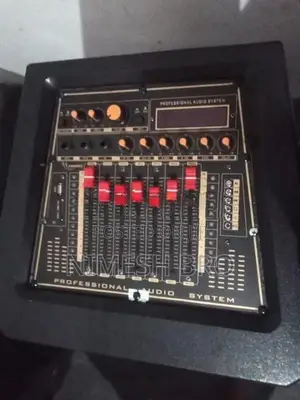 Sound Mixer with Speaker