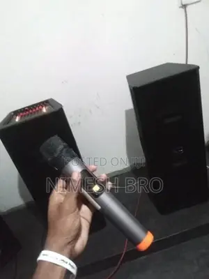 Sound Mixer with Speaker