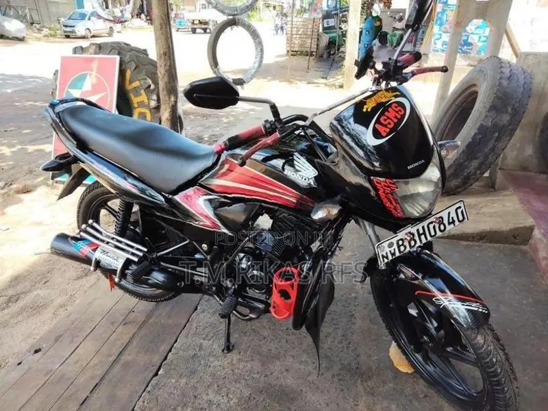 Honda Dream Yuga 2013