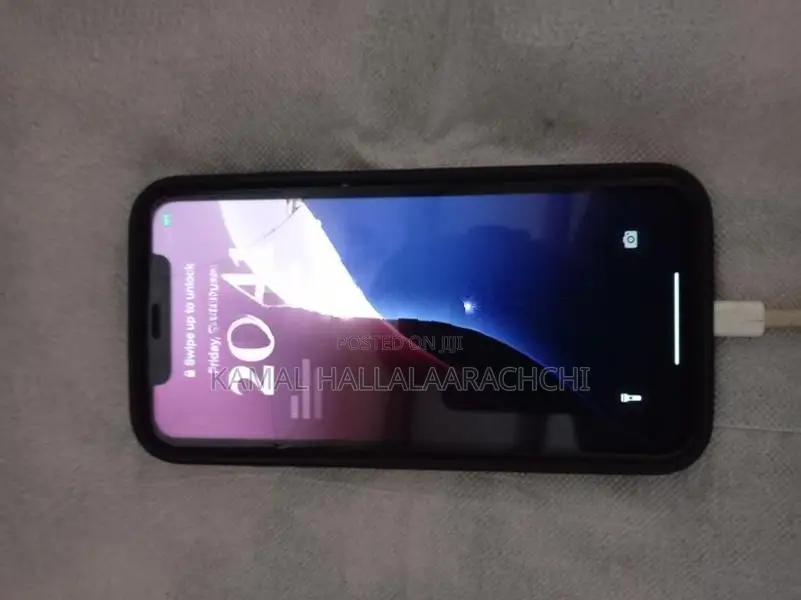 Apple iPhone 11 (Used)