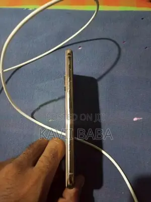 Apple iPhone XS (Used)