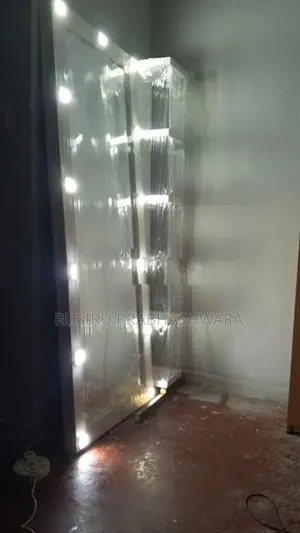 Dressing Mirror Table