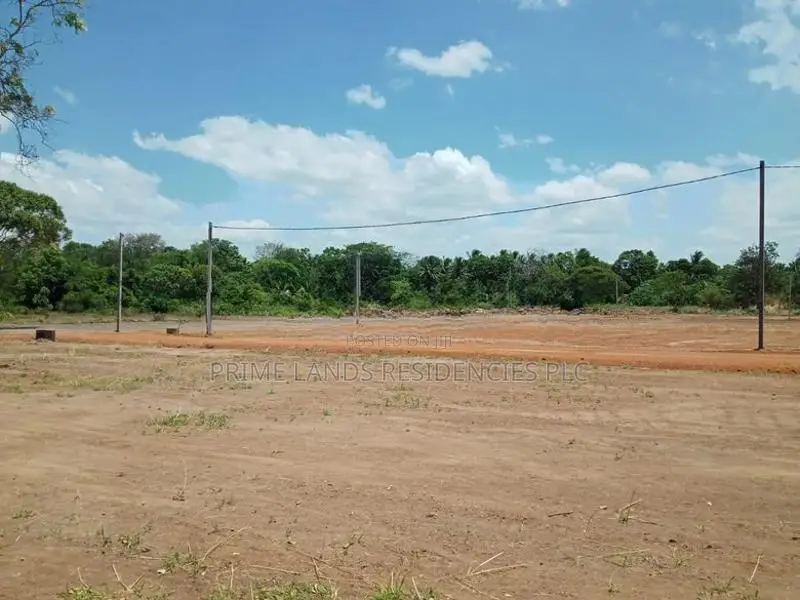 මහබුලංකුලම වැවට යාබදව සින්නක්කර බිම්කොටස් විකිණීමට