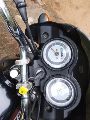 Bajaj Platina 2015