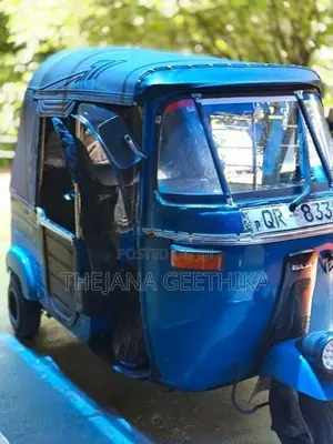 Bajaj RE 2009