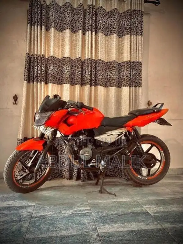 Bajaj Pulsar 135 2011