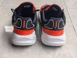 Adidas Ozelia Sprot Shoes