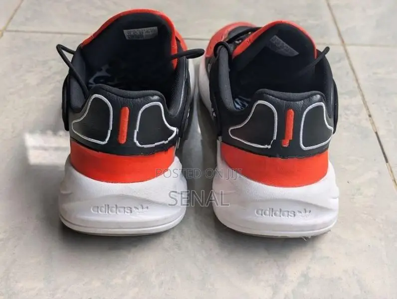 Adidas Ozelia Sprot Shoes