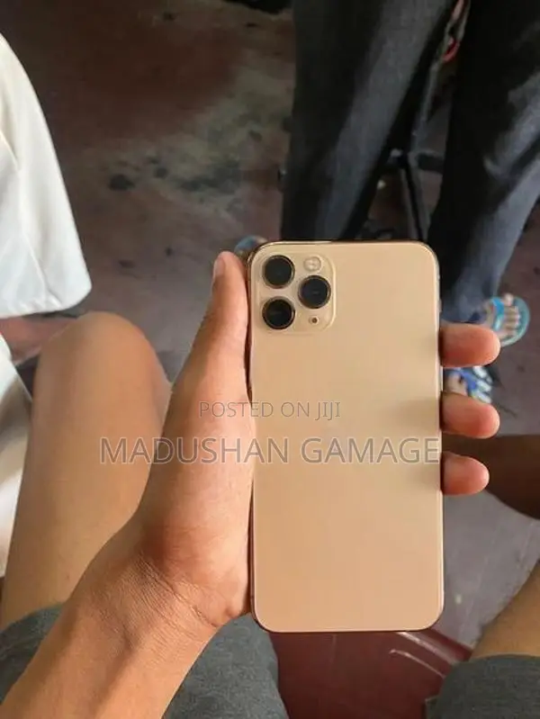 Apple iPhone 11 Pro (Used)
