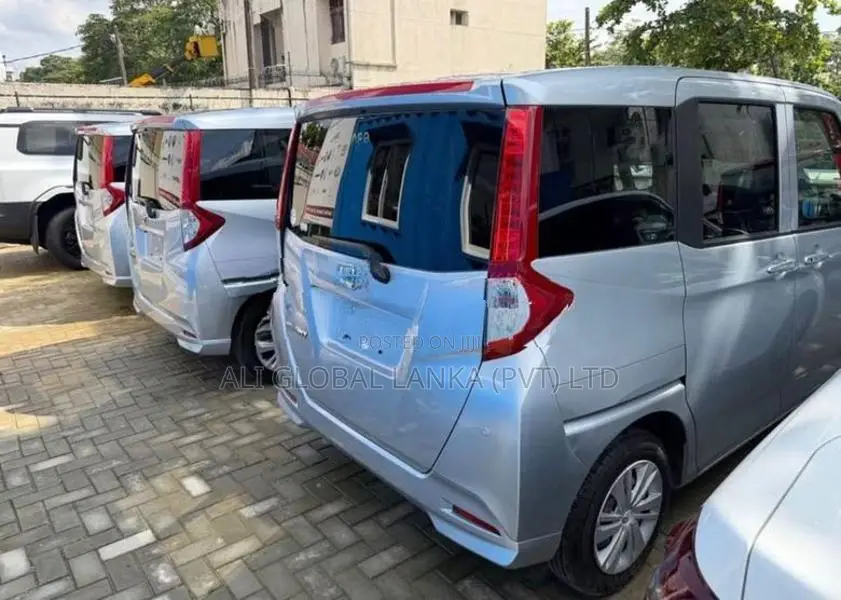 Toyota Roomy X Grade 2023