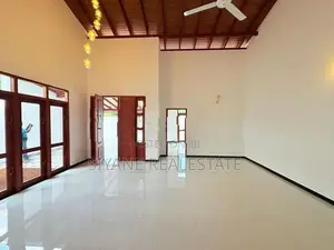 Brand New House For Sale in Athurugiriya