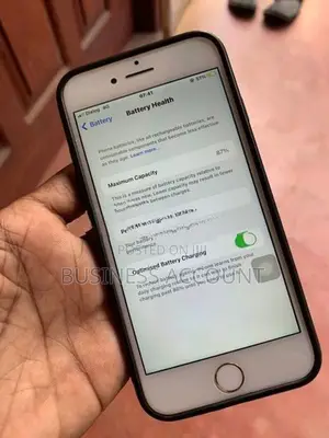 Apple iPhone 7 128GB (Used)